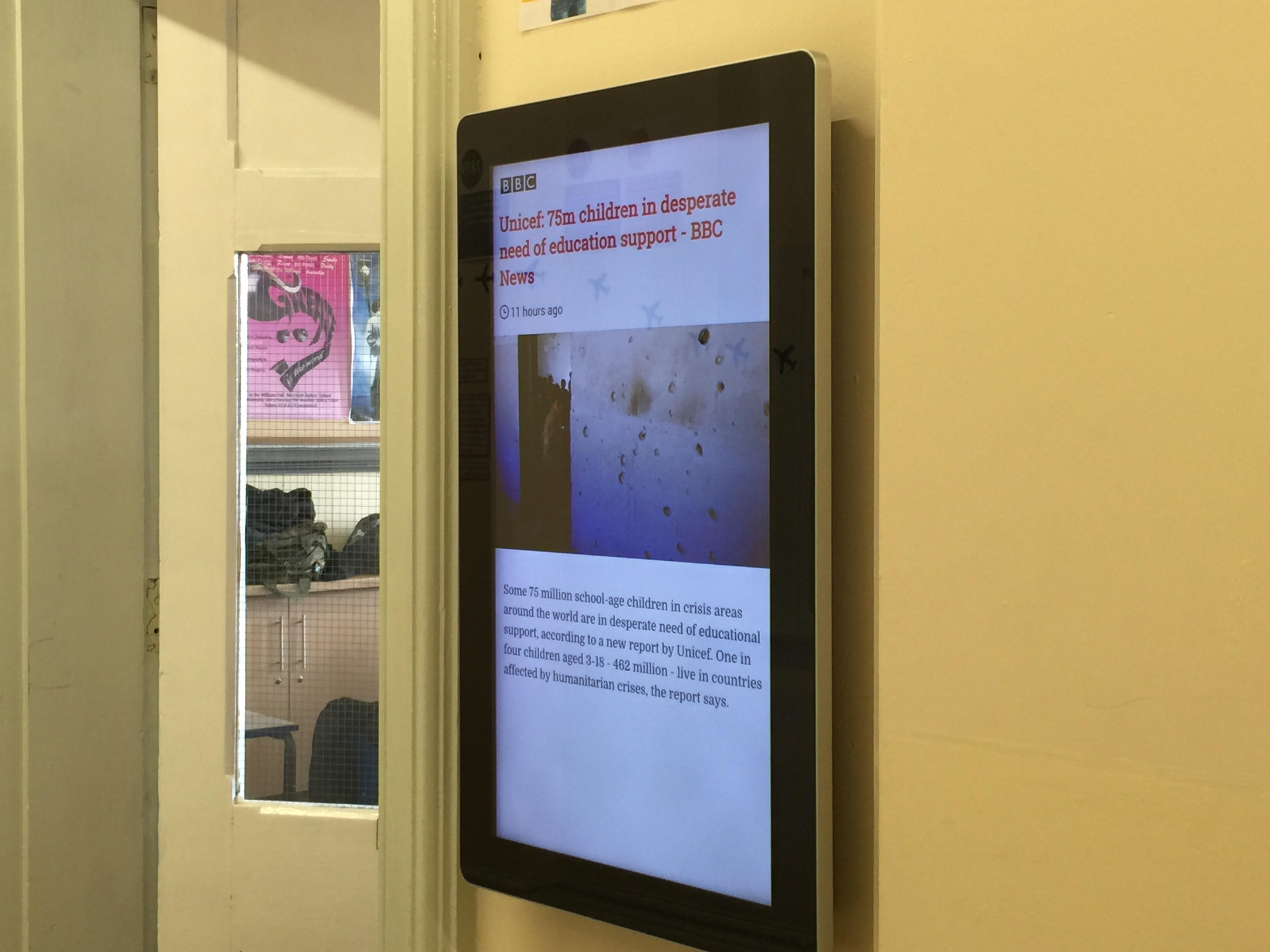 How to Create Digital Signage Content Ideas and Examples ScreenCloud